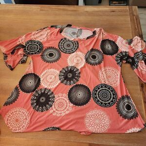 Coral 1X Floral Spiral Print Too Butterfly sleeve